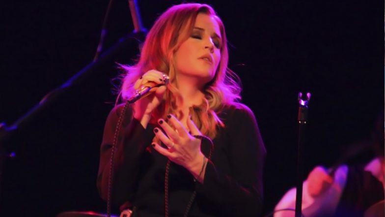 Lisa Marie Presley Dies: माइकल जैक्सन की पूर्व पत्नी लिसा मैरी प्रेस्ली का हुआ निधन