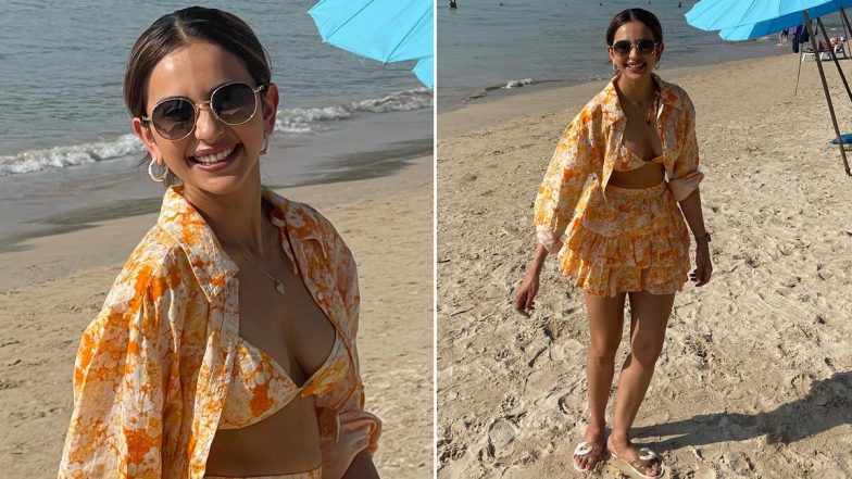 Rakul Preet Singh ने वेकेशन मनाते हुए पोस्ट की अपनी Sexy Photos, इंटरनेट पर हुई Viral