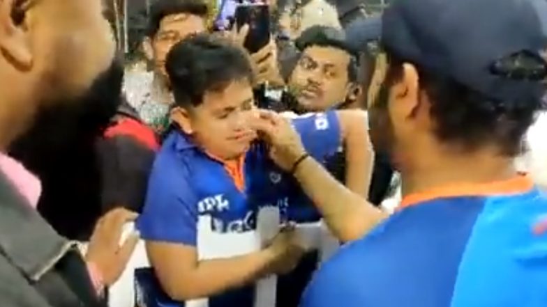 Ind vs SL 1st ODI 2023: गुवाहाटी में रोहित शर्मा को देख रोने लगा बच्चा, कप्तान नजदीक जाकर पुचकारते हुए कराया शांत, देखें Video
