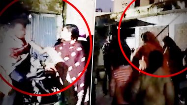 UP: बरेली के थाने में घुसकर महिलाओं ने युवक को पीटा, मूकदर्शक बनी रही पुलिस, जांच के आदेश- Watch Video