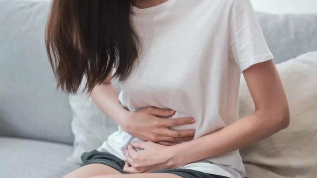 रिपोर्ट के अनुसार- यूके, चीन, इंडोनेशिया, जापान, दक्षिण कोरिया, स्पेन और जाम्बिया जैसे देशों में मासिक धर्म के लिए अवकाश का प्रावधान है