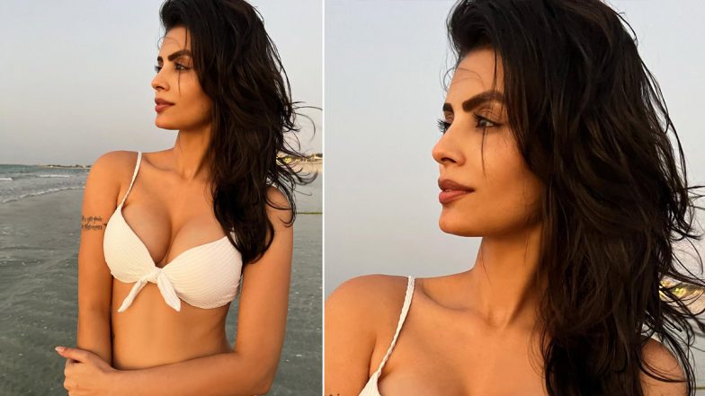 Sonali Raut ने ऑफ व्हाइट हॉट ब्रा पहन फ्लॉन्ट किए सेक्सी कर्व्स, एक्ट्रेस की हॉटनेस छुड़ा देगी आपके पसीने (View Pic)