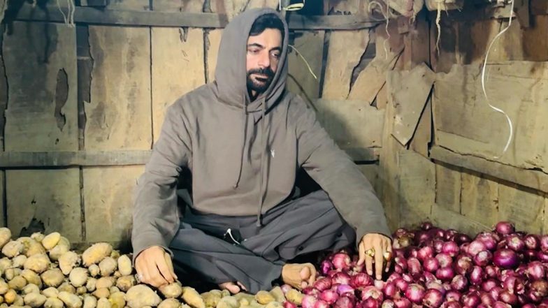 Sunil Grover Funny Post: क्या सुनील ग्रोवर कॉमेडी और एक्टिंग छोड़ बेचने लगे हैं आलू-प्याज?, 'डॉ. मशहूर गुलाटी' की हालिया तस्वीर आपको कर देगी हैरान (View Pic)