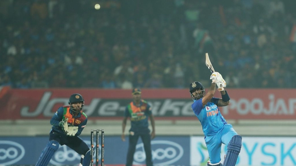 सूर्यकुमार ने आस्ट्रेलिया में 2022 टी20 विश्व कप में 59.75 के शानदार औसत और 189.68 के शानदार स्ट्राइक रेट से 239 रन बनाए थे