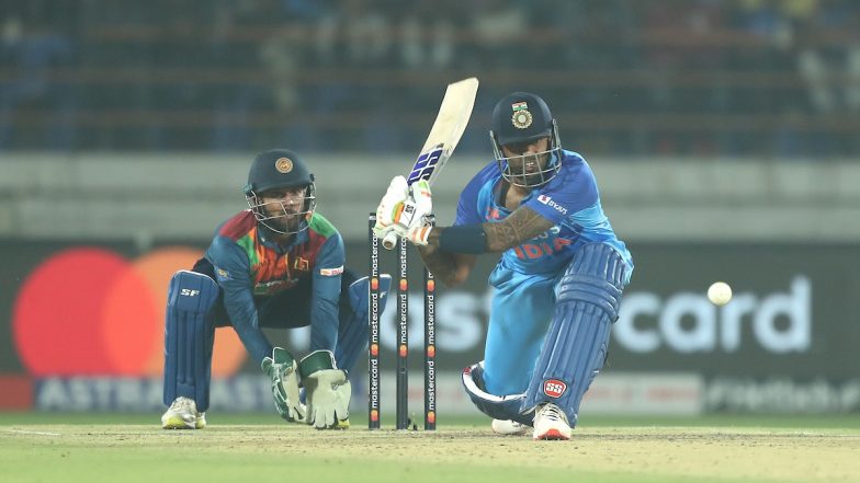 IND vs SL 3rd T20 Live Update: सूर्यकुमार यादव ने जड़ा ताबड़तोड़ अर्धशतक, शुभमन गिल के साथ पारी की संभाला