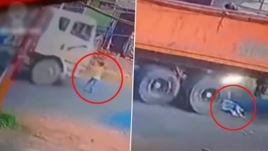 Viral Video: कुदरत का करिश्मा! UP में रोड क्रॉस करते समय ट्रेलर के नीचे आया बच्चा, लेकिन नहीं आई एक भी खरोंच