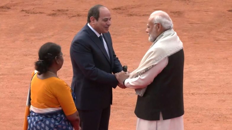 Delhi: मिस्त्र के राष्ट्रपति अब्देल फतह अल सीसी को दिया गया गार्ड ऑफ ऑनर, राष्ट्रपति द्रौपदी मुर्मू और पीएम मोदी ने किया स्वागत (Video)