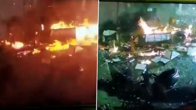Goa Blast Video: मापुसा डांगुई कॉलोनी में बार के पास हुआ तेज धमाका, CCTV फुटेज आया सामने