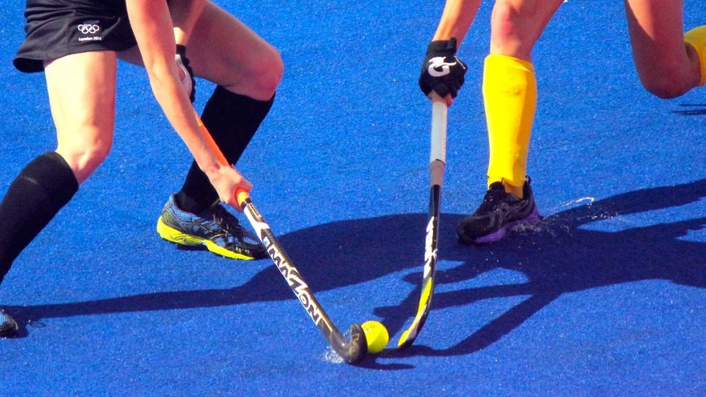 बांस के डंडों से हॉकी खेलने वाले सोनामारा के खिलाड़ी अब खेलेंगे एस्ट्रो टर्फ पर