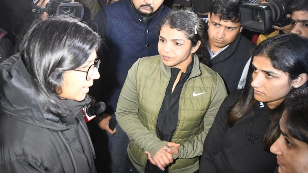 यौन उत्पीड़न के आरोप पर जवाब देने के लिए खेल मंत्रालय ने कुश्ती संघ को 72 घंटे का दिया समय