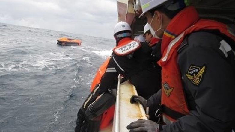 Boat Capsizes in Moroccan: मोरक्कन तट पर बड़ा हादसा, जहाज़ पलटने से 6 प्रवासी डूबे, रेस्क्यू ऑपरेशन जारी