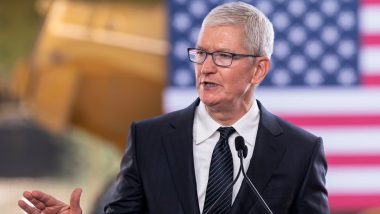 Apple के CEO टिम कुक की सैलरी में 40 फीसदी की कटौती, खुद ही लिया फैसला