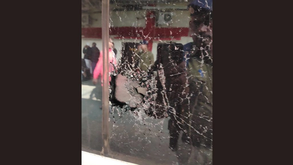 कटिहार में वंदे भारत एक्सप्रेस पर फिर पथराव