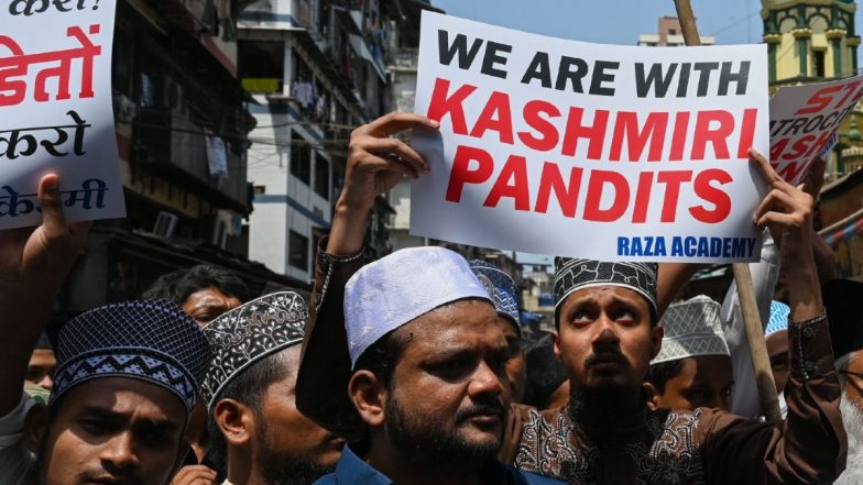 Jammu and Kashmir: कश्मीरी पंडितों व पीएम पैकेज कर्मचारियों की वापसी की निगरानी के निर्देश