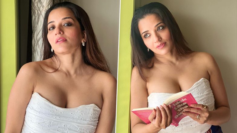 भोजपुरी एक्ट्रेस Monalisa ने डीप नेक क्रॉप टॉप पहन गिराई बिजली, एक्ट्रेस की दिलकश अदाएं बना देंगी आपको दीवाना (View Pics)