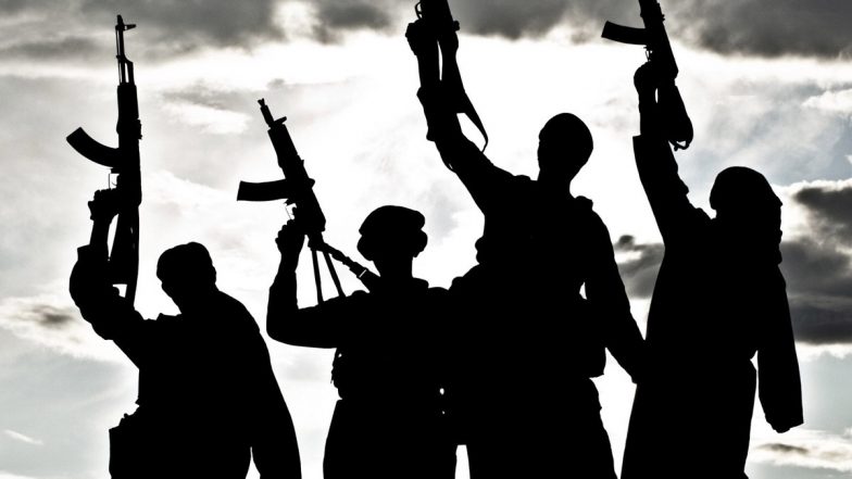 Jammu and Kashmir: जम्मू-कश्मीर के पुंछ में एक गुप्त ठिकाने से गोला-बारूद, विस्फोटक सामग्री बरामद