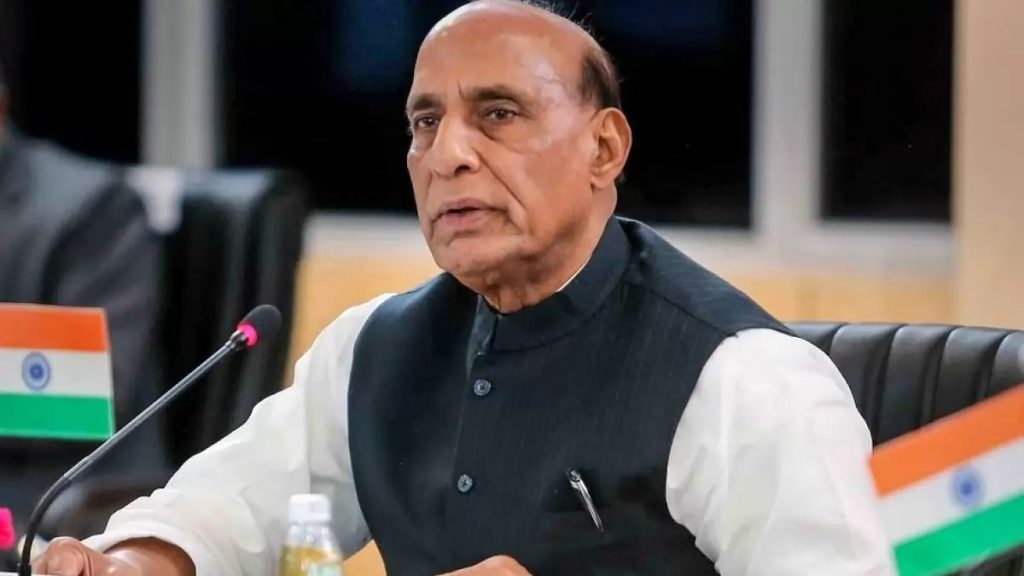रक्षा मंत्री राजनाथ सिंह का बड़ा बयान, कहा- पाकिस्तान में भी उठने लगा है मोदी जैसे प्रधानमत्री का मांग