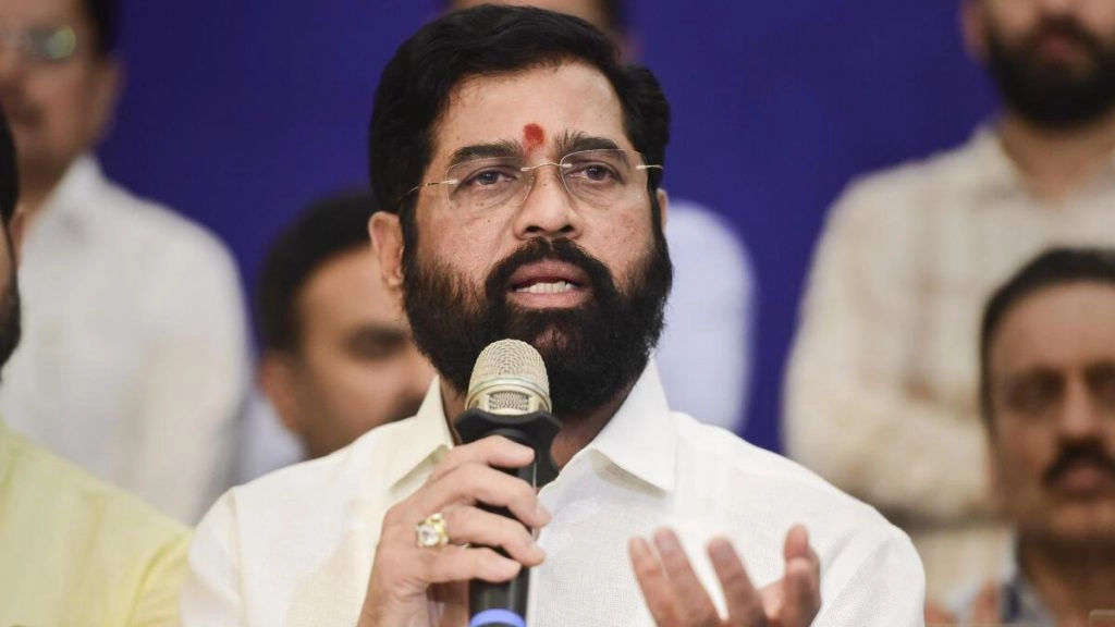 संभाजी छत्रपति का दावा, शिवाजी महाराज के समर्थकों को पुणे किले में जाने से रोका गया