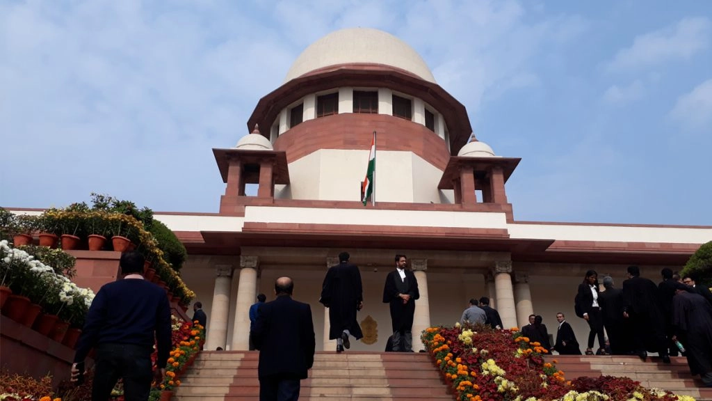 पीठ ने कहा- आदेश खुली अदालत में लिखवाया गया था और इसमें संशोधन का कोई मतलब नहीं है
