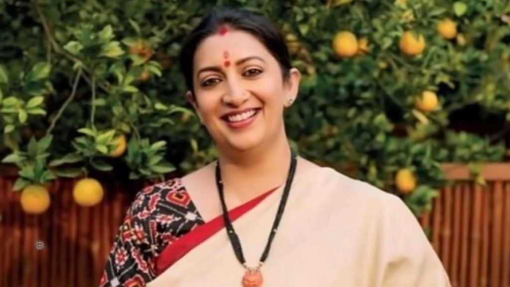 भविष्य ठीक करना चाहते हैं, तो सुनिश्चित करें कि महिलाएं निर्णयों के केंद्र में रहेंगी : स्मृति ईरानी