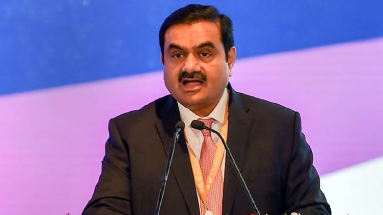 Parliament: टीएमसी ने कांग्रेस से बनाई दूरी, अडानी मामले पर अलग से किया प्रदर्शन