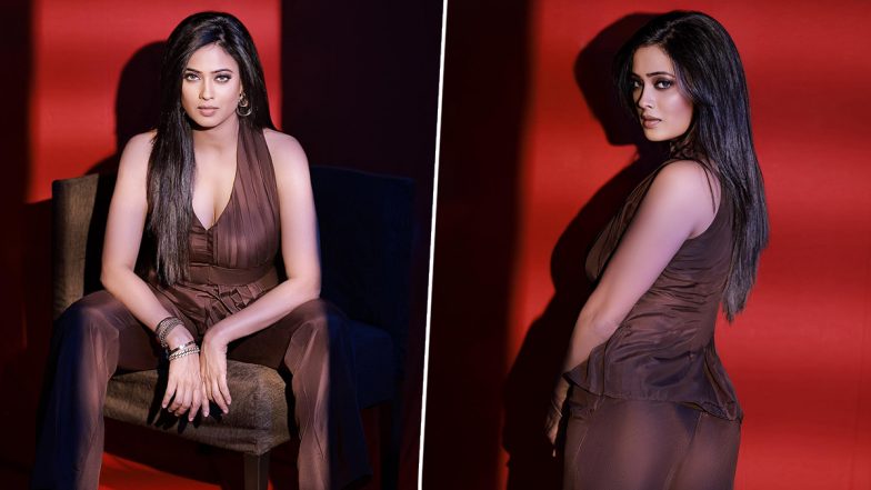 Shweta Tiwari Hot Photos: श्वेता तिवारी ने कराया अपना बेहद ग्लैमरस फोटोशूट, फैंस बोले- जवान और खूबसूरत होती जा रही हो!