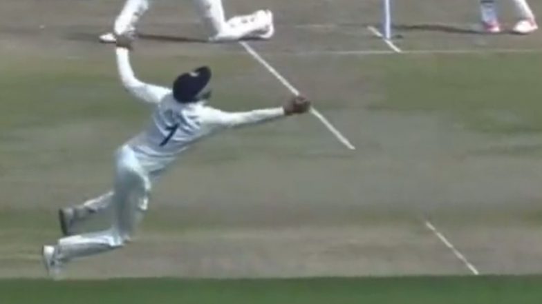 IND vs AUS 2nd Test Day 1 Live Score Updates: केएल राहुल ने एक हाथ से लपका हैरान कर देने वाला कैच, उस्मान ख्वाजा के शतक पर पानी फिर गया (Watch Video)