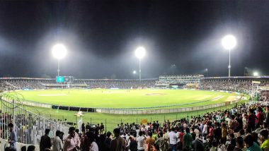 PSL 2023: पाकिस्तान के गद्दाफी स्टेडियम से आठ सीसीटीवी कैमरा, फाइबर केबल समेट बैटरी चोरी