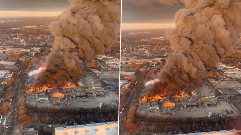 Chicago Heights Fire: वाशिंगटन के पास शिकागो हाइट्स में एक फैक्ट्री में लगी भीषण आग (Watch Video)