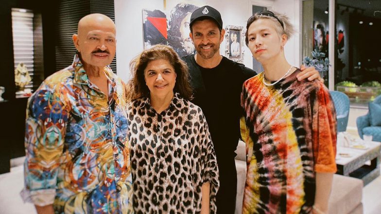 Hrithik Roshan ने रैपर Jackson Wang के साथ शेयर की तस्वीरें, बोले - प्यार और म्यूजिक के लिए धन्यवाद (View Pics)