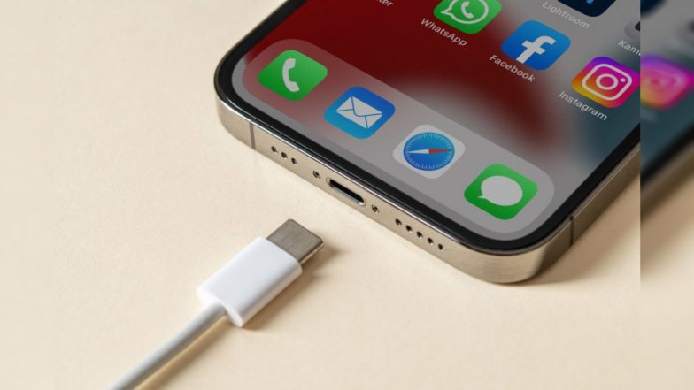 Apple की चालाकी, Type-C होने के बावजूद iPhone में नहीं चलेगा एंड्रॉइड चार्जर, जानें क्या है खेल
