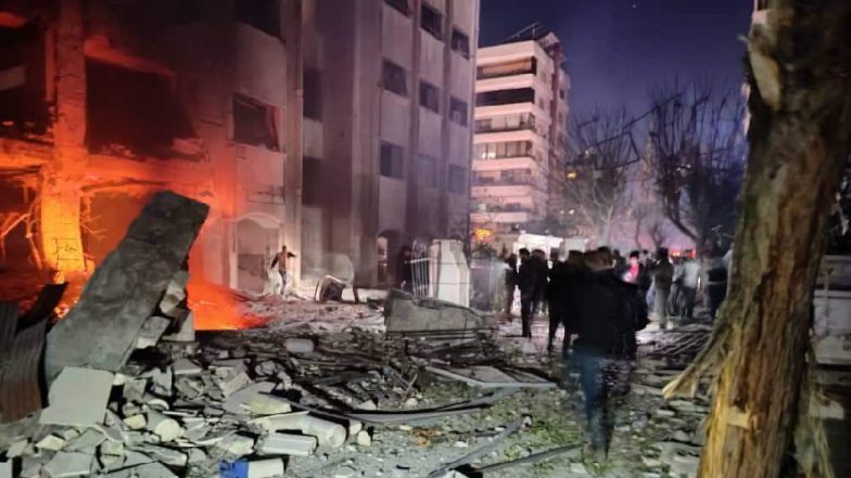 Israel Air strike: इजराइली हमले में 5 लोगों की मौत, आखिर क्यों सीरिया को बनाया जा रहा है निशाना?