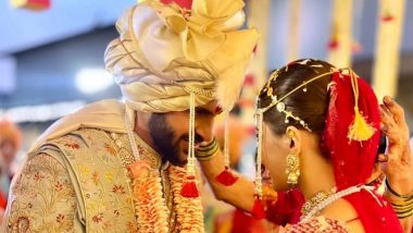 Shardul Thakur Wedding: शार्दुल ठाकुर ने मंगेतर मिताली पारुलकर के साथ शादी के बंधन में बंधे, देखें तस्वीरें और वीडियो