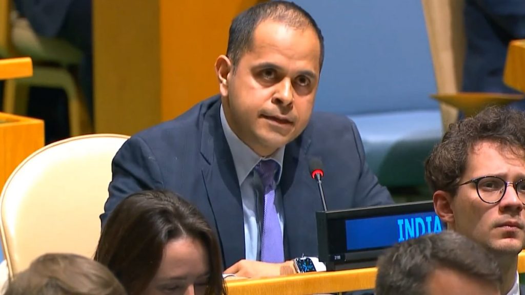  UNGA में भारत ने पाकिस्तान को फटकारा, कहा- आतंकियों का सुरक्षित पनाहगाह है PAK
