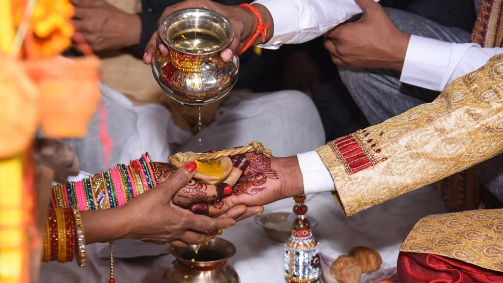 शादी होने के बाद घर पहुंची दुल्हन, घूंघट उठाते ही मच गया हंगामा, दूल्हे ने कहा मेरे साथ धोखा हुआ, 'सुसाइड कर लूंगा'