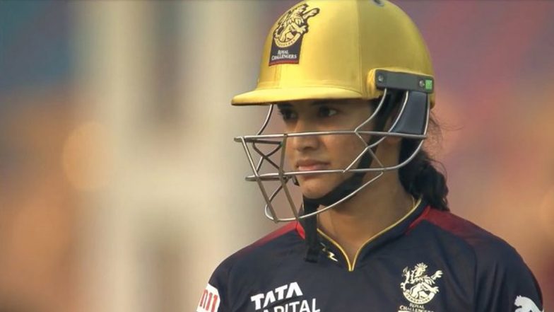 WPL 2023 RCB vs DC Live Score Update: आरसीबी को लगा दूसरा झटका, ऐलिस कैपसी ने कप्तान स्मृति मंधना को किया आउट