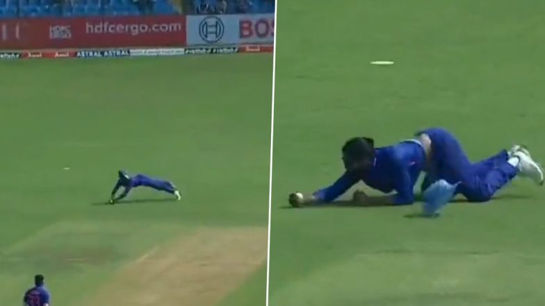 Watch: चीते जैसी डाइव मारकर रवींद्र जडेजा ने पकड़ा हैरतअंगेज़ कैच, सोशल मीडिया पर वीडियो हुआ वायरल