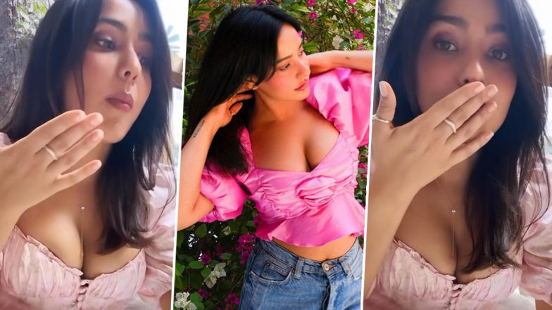 Neha Sharma Hot Photos: बॉलीवुड एक्ट्रेस नेहा शर्मा की बोल्ड फोटोज ने इंटरनेट पर मचाया तहलका