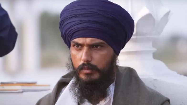 Amritpal Singh likely to Surrender: सरेंडर करना चाहता है अमृतपाल सिंह? स्वर्ण मंदिर बढ़ाई गई सुरक्षा; अलर्ट पर पंजाब पुलिस (Watch Video)