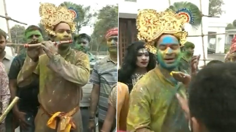 Video: तेज प्रताप यादव ने खेली होली, लालू यादव से वीडियो कॉल पर की बात (Watch Video)