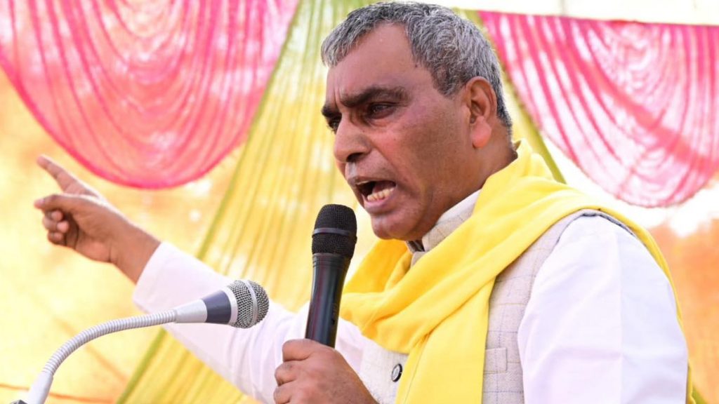 सपा से गठबंधन तोड़ने के बाद अपने ही बनाए जाल में फंसे ओपी राजभर, जानें कैसे 