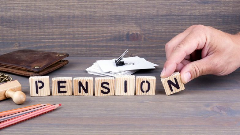 Pension System Review By Modi Government: सरकारी कर्मचारियों के पेंशन सिस्टम में होगा बदला? समीक्षा के लिए गठित हुई समिति