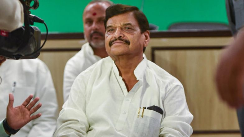 UP: बीजेपी MLA ने भ्रष्टाचार के ख़िलाफ़ लोक निर्माण मंत्री को लिखा पत्र, सपा नेता शिवपाल यादव ने सरकार पर साधा निशाना, कही ये बात