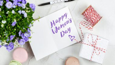 Women's Day 2023 Gift Ideas: अंतरराष्ट्रीय महिला दिवस पर अपनी महिला मित्रों को क्या दें उपहार? देखें ये सूची!