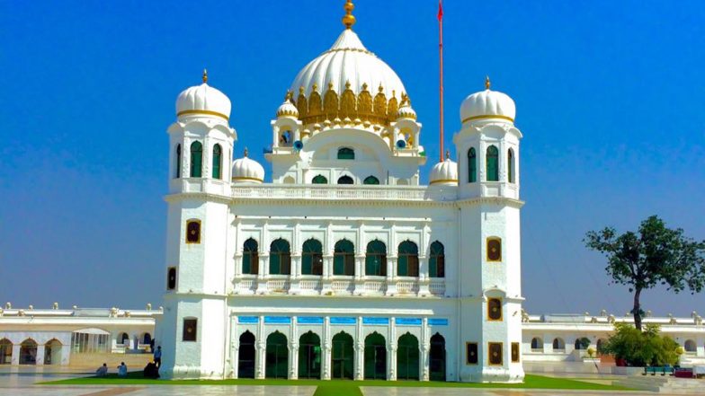 Kartarpur Corridor: भारत के आग्रह के बावजूद पाकिस्तान तीर्थयात्रियों से वसूल रहा है करतारपुर साहिब यात्रा पर शुल्क