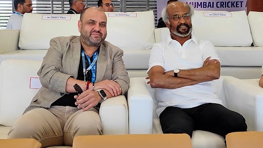IND vs AUS 1st ODI 2023: भारत बनाम ऑस्ट्रेलिया पहला वनडे मैच देखने वानखेड़े पहुंचे सुपरस्टार रजनीकांत, देखें वीडियो और Photo