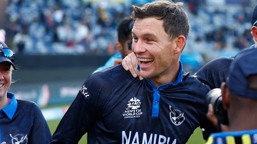 Namibia vs Jersey Live Streaming Online: आईसीसी विश्व कप क्वालीफायर प्ले-ऑफ में नामीबिया और जर्सी के बीच मुकाबला आज, जानें कब-कहां और कैसे देखें लाइव मैच