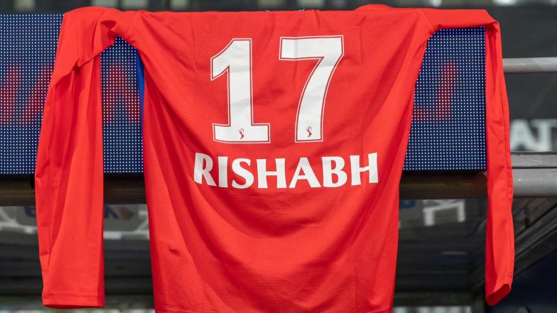 IPL 2023 LSG vs DC, Live Score Update: दिल्ली कैपिटल्स के डगआउट में नजर आई ऋषभ पंत की जर्सी, टीम ने साथ रखने का निकाला ये अनोखा तरीका