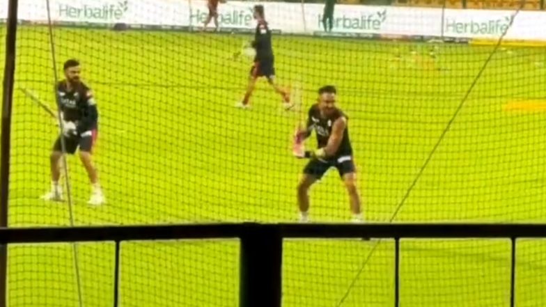 IPL 2023: विराट कोहली ने मैच से पहले RCB ट्रेनिंग सेशन के दौरान फाफ डु प्लेसिस के बैटिंग स्टाइल का किया प्रैक्टिस, देखें वीडियो