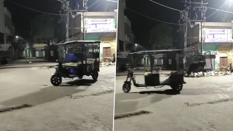 रात के अंधेरे में बिना किसी ड्राइवर के दौड़ने लगी ई-रिक्शा, डरावना Viral Video देख चकराया लोगों का माथा